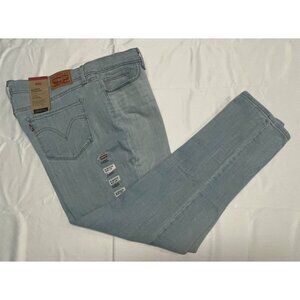 Levi's® Classic Straight-Leg Jeans WOMEN SIZE 14 MEDIUM 32X30